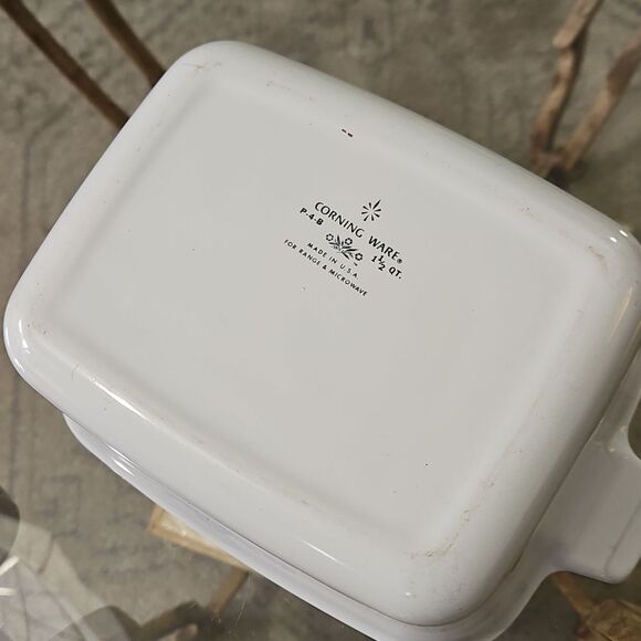 Corningwear Cornflower White Baking Dish with Blue Floral Design - Picture 3 of 4